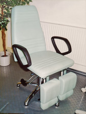 Fusspflegestuhl mechanisch mit Hocker von Ruck in mintgrün 