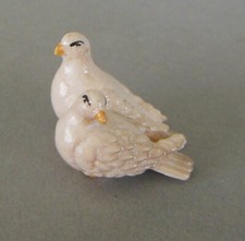 Taubenpaar Taube 1,8 cm hoch für Krippenfiguren Größe 11 cm Holz bemalt AM