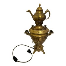 Alter elektrischer Samowar aus