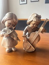 Süß e Handgeschnitzte