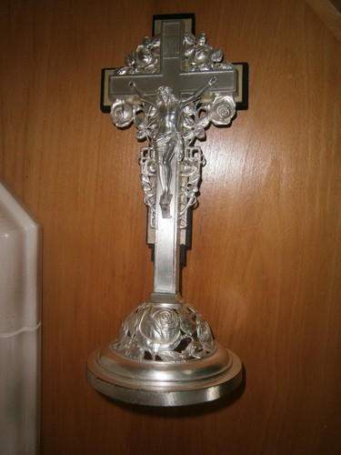 Standkreuz kruzifix metall - standkreuz,