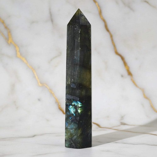 Labradorit obelisk 11cm - 11cm,