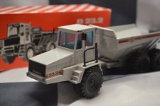 NZG MODELS - O & K FAUN D23.2 - MODELLKIPPER LKW im Maßstab 1:50