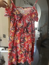 Sommerkleid mit Blumen und