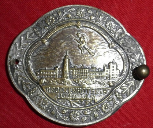 Gut erhaltene auto plakette - gut,