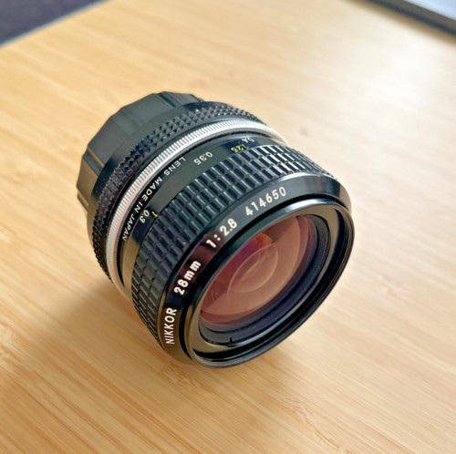 Nikon nikkor 28mm - nikkor, f/2.8