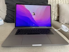 Apple MacBook Pro 15’ -