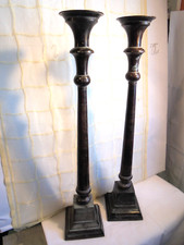 2 ALTAR KERZENLEUCHTER BRONZE HISTORISMUS UM 1900 H=64 CM , SOCKEL 13/13 CM