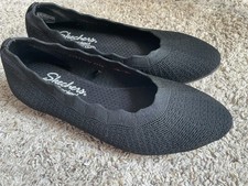 Skechers womens 6.5 memory