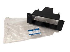 NEU Kassettenfach Kassettenbox Gehäuse Original Opel Omega A