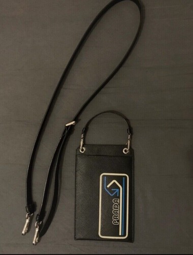 Neue kaum getragene prada