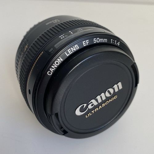 Canon 50mm 1 - 50mm, f/1.4
