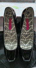 TEEZE-06 Bordello High-Heels