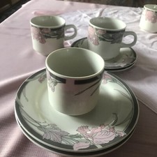 KUN-LUN Kaffeeservice Blütendekor  2 Gedecke mit Zuckerdose