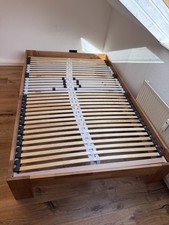 Massivholz Bettgestell und