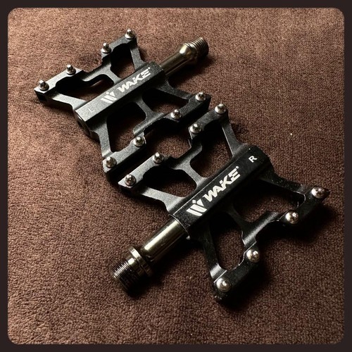 Wake flat pedal - flat,