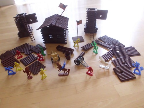Vintage spielzeug fort - vintage,