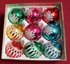 9 alte Weihnachtskugeln aus Glas Bunt (1)