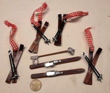 Miniatur Skier für Puppenhaus / Puppenstube