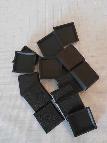 20stk 25x25mm base eckig - 25x25mm,