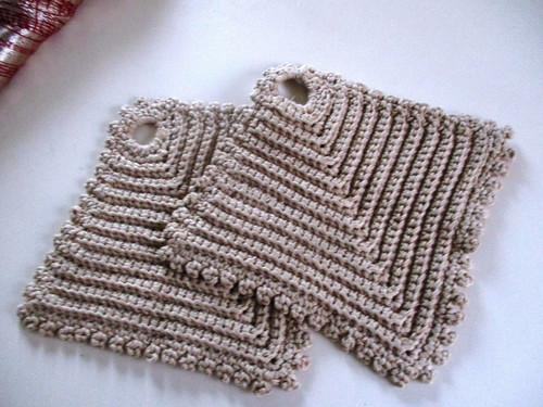 Topflappen beige