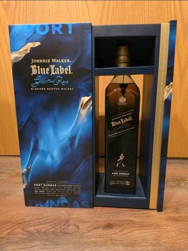 Johnnie walker blue label - blue,