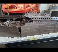 LARGE Titanic Model shipwreck
