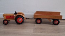 DDR Traktor mit Anhänger