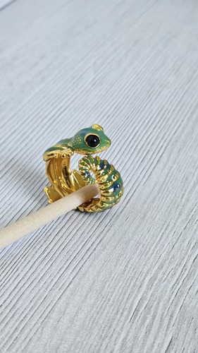 Ring salamander gekko - ring,