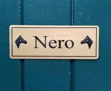 Maßgeschneidertes goldenes