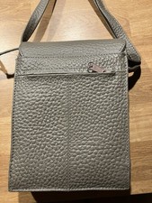 Hochwertige neuwertige