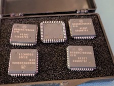 MC68HC705C8A | MOTOROLA | PLCC