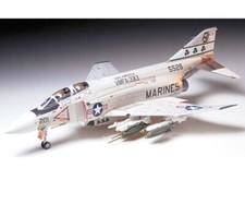 Tamiya 1:32 F-4J PHANTOM II