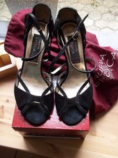 Hochwertige, schwarze