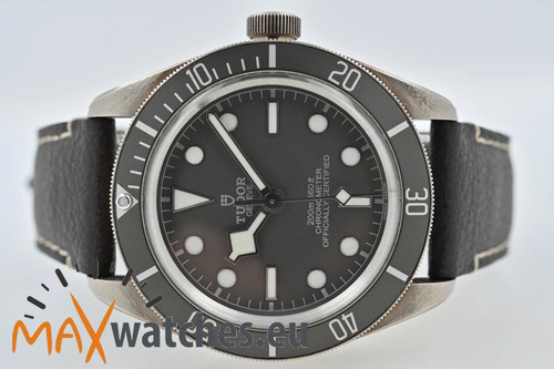 Tudor heritage black - black,