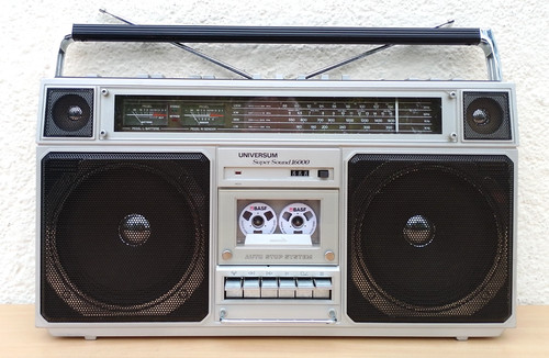 Ghettoblaster universum super - ,