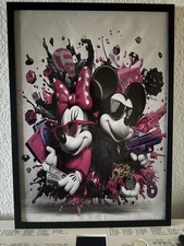 Urban Pop Art Mickey & Minnie Graffiti Style Print Pink & Schwarz gerahmt 50x70
