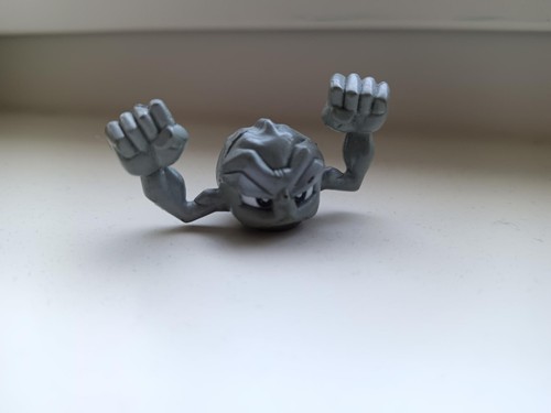 Pokémon geodude - pokémon,