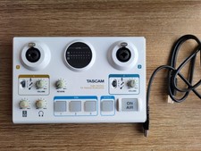 TASCAM US-42 USB Ministudio