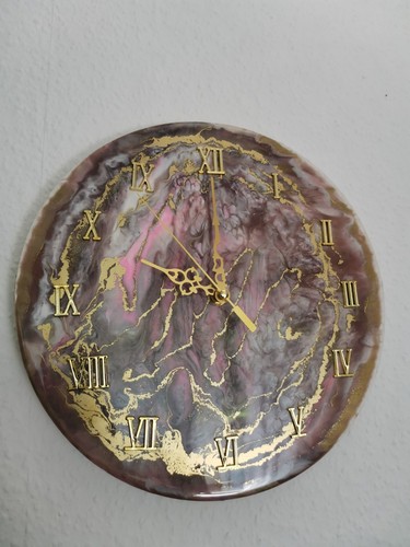 Wanduhr aus epoxidharz - wanduhr,