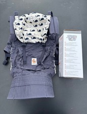 Ergobaby-Trage Original Marine mit Neugeborenen-Einsatz Wale