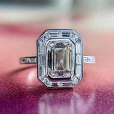 2,9 kt DVVS1 Smaragd Moissanit Zargenfassung Verlobungsring 14 kt Weißgold plattiert