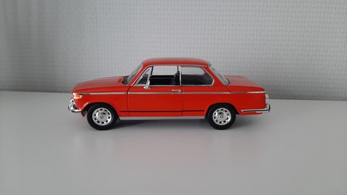 Modellautos bmw 2002 - modellautos, 1