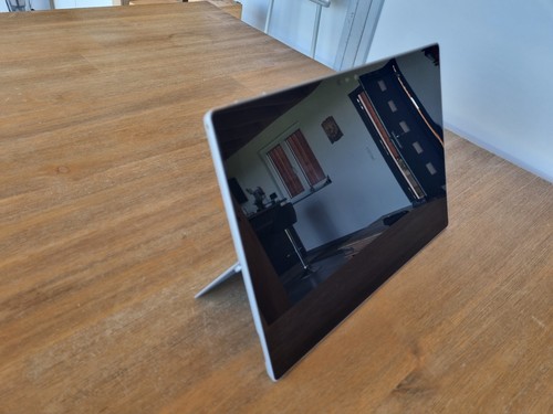 Surface pro 256gb hdd - i7,