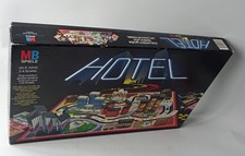 MB Spiele Hotel schwarze