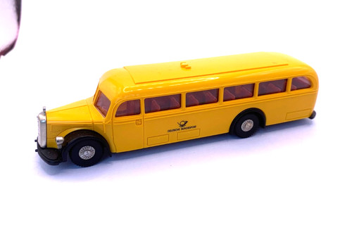 Brekina bus mercedes - 1/87,