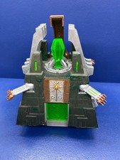 RAR! Monolith der Necrons 1