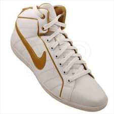 Womens Nike Court Tradition