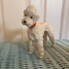 Pudel porzellanfigur