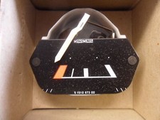 VW Passat Typ 32 ab 80 Tankanzeige Original NEU 321919045B